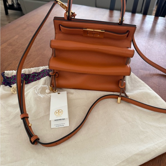 Tory Burch Radizwill accordion handbag - Picture 12 of 16